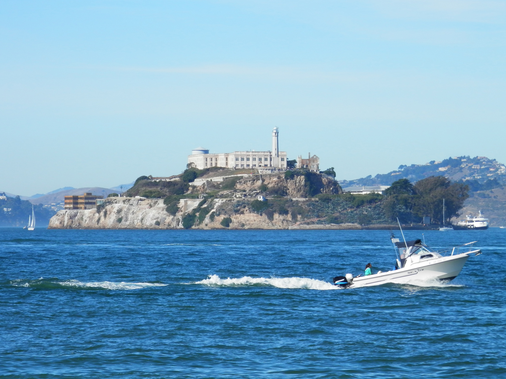 Au loin, l'île d'Alcatraz...